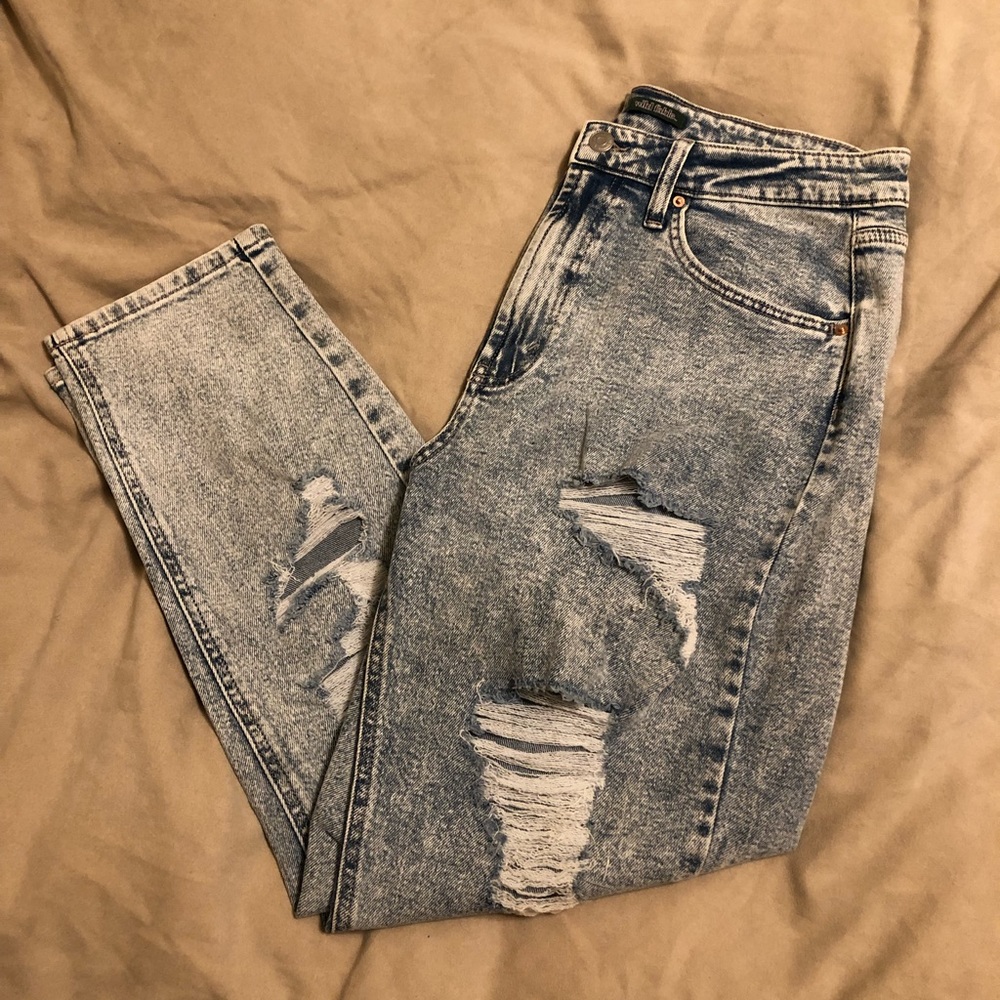 Size 10, Wild Fable High rise jeans; distressed.